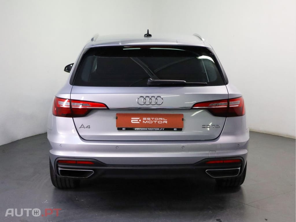 Audi A4 30 TDI S tronic Avant