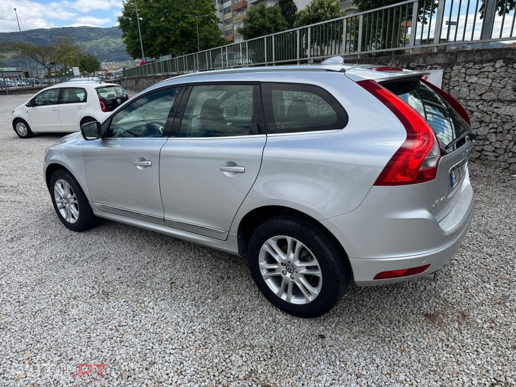 Volvo XC60 2.0 D3 Momentum Geartronic