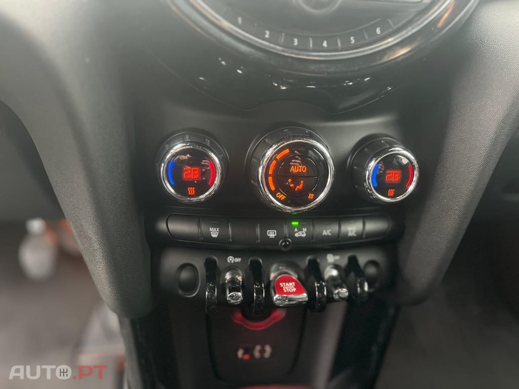 MINI Cooper Cooper D