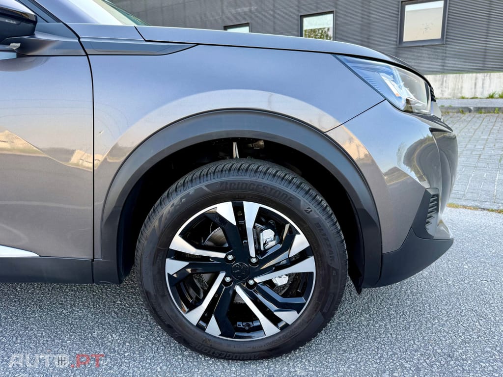 Peugeot 2008 1.2 PureTech Allure Pack EAT8