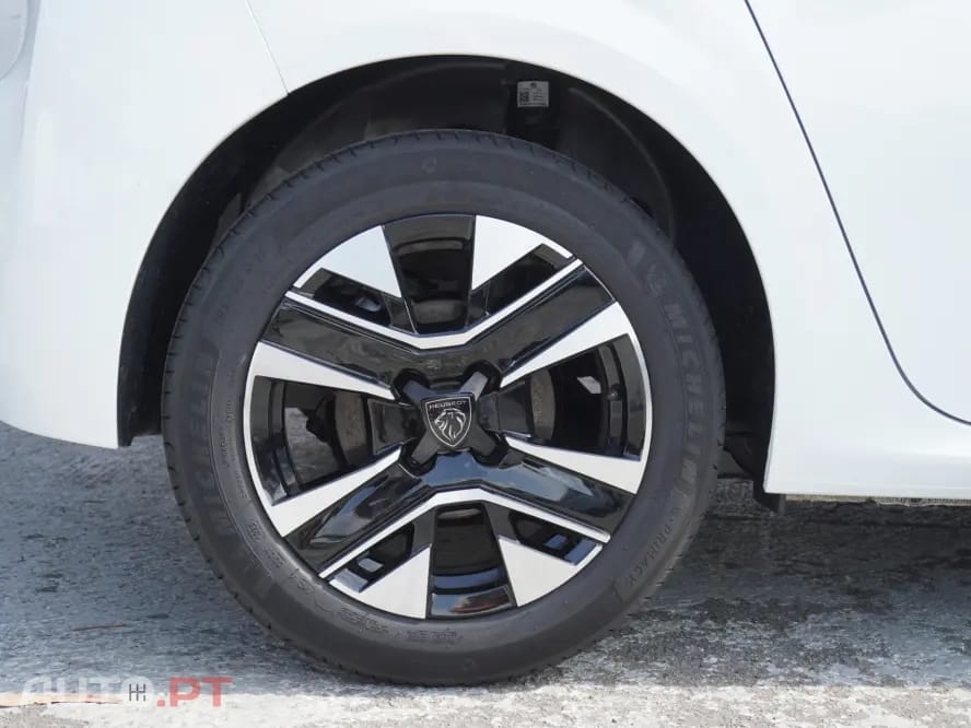 Peugeot 208 Allure