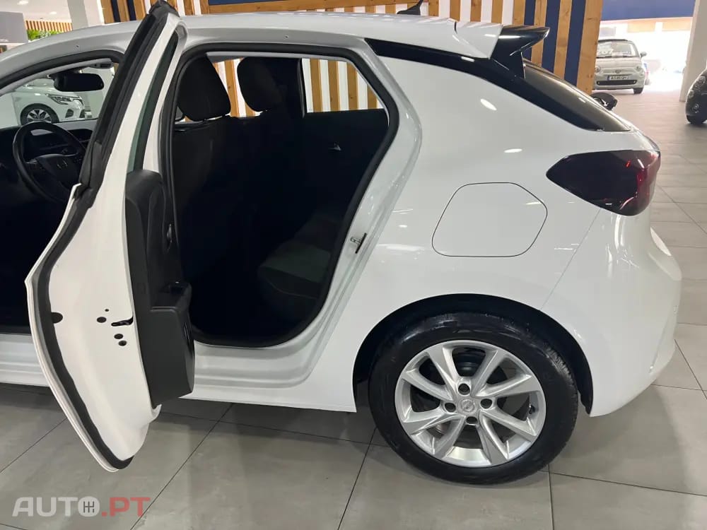 Opel Corsa 1.2 Business Edition