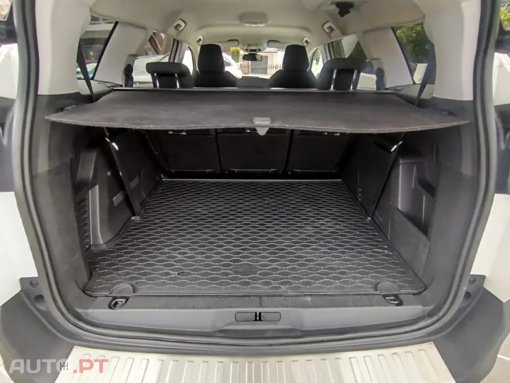 Peugeot 5008 BlueHDI 120 EAT6 Stop & Start Allure