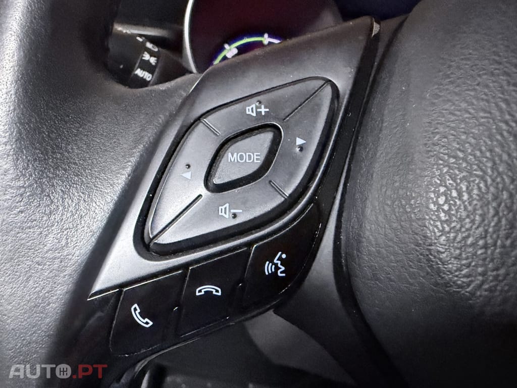 Toyota C-HR 1.8 Hybrid Exclusive+P.Luxury