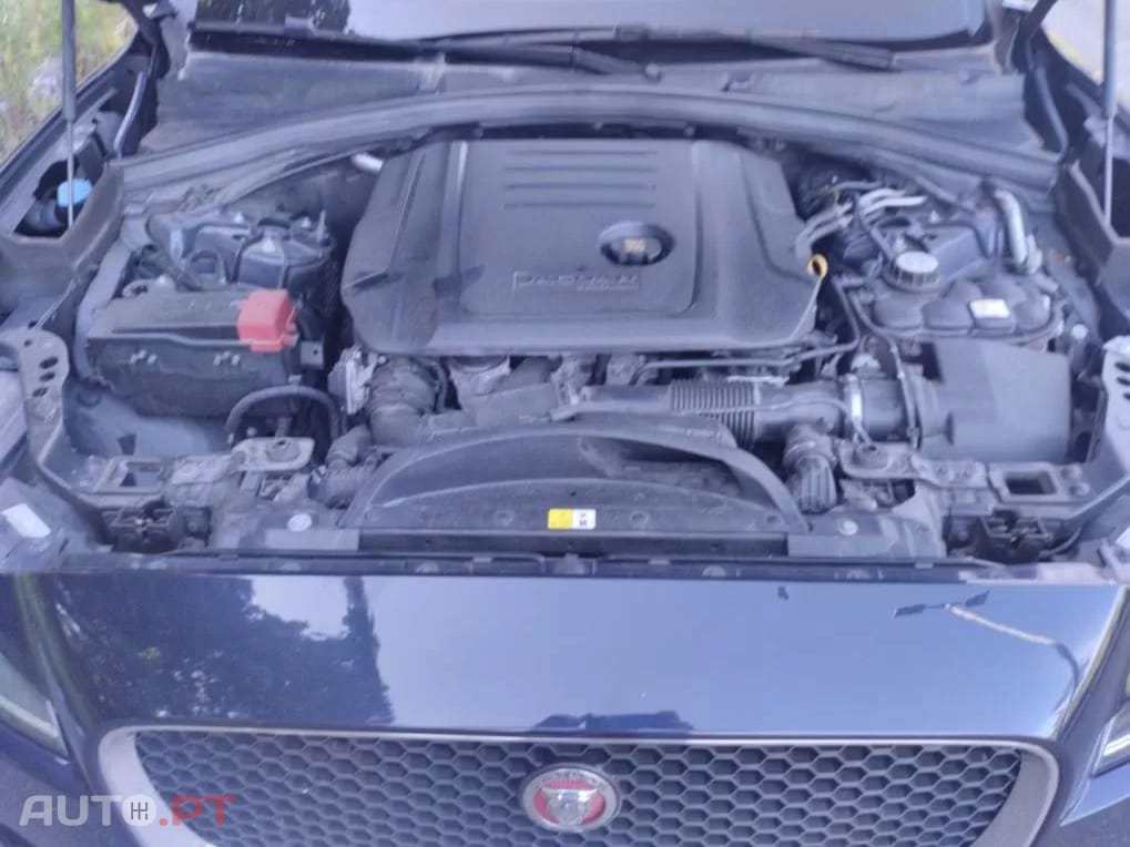 Jaguar F-Pace 2.0 i4D Prestige