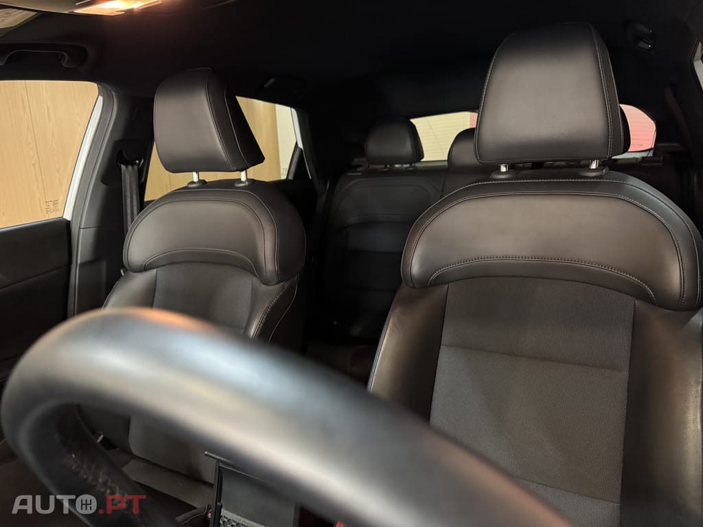 MG MG4 64 kWh Luxury