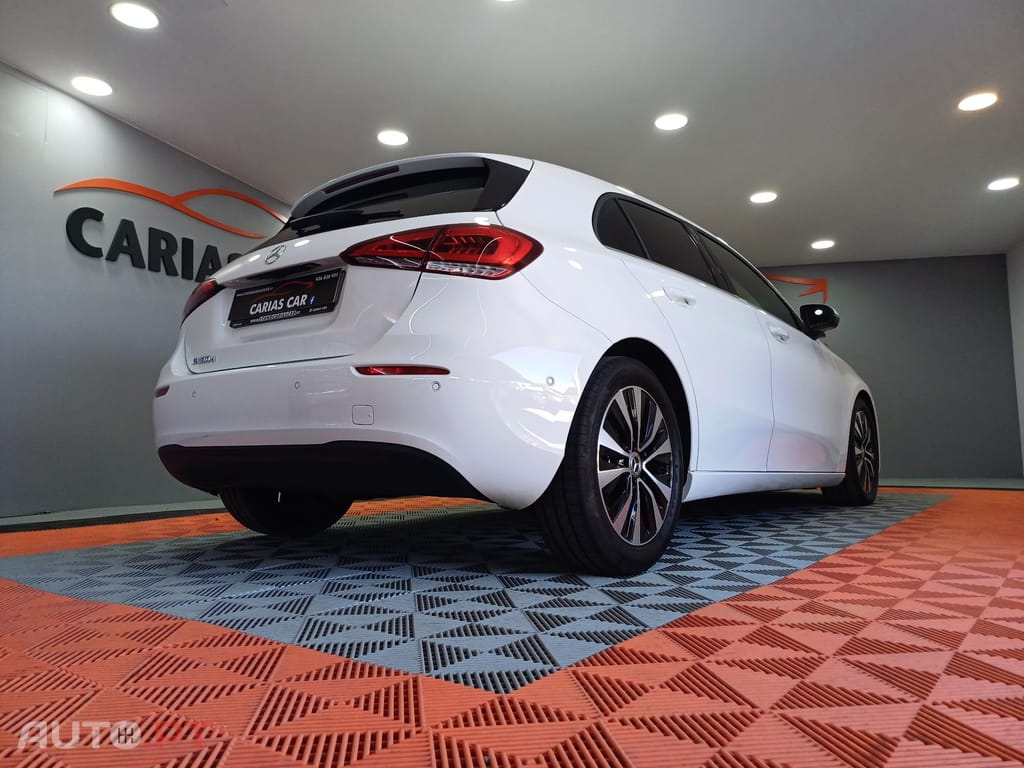 Mercedes-Benz A 180 d business solutions Auto