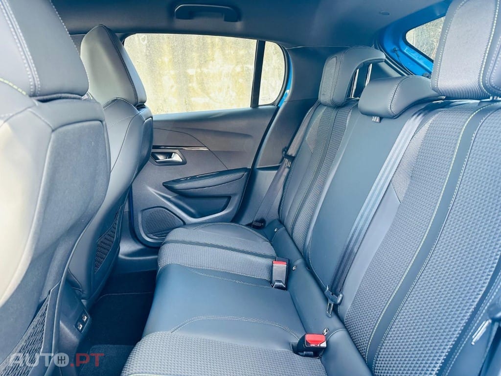 Peugeot 208 1.2 PureTech GT Line