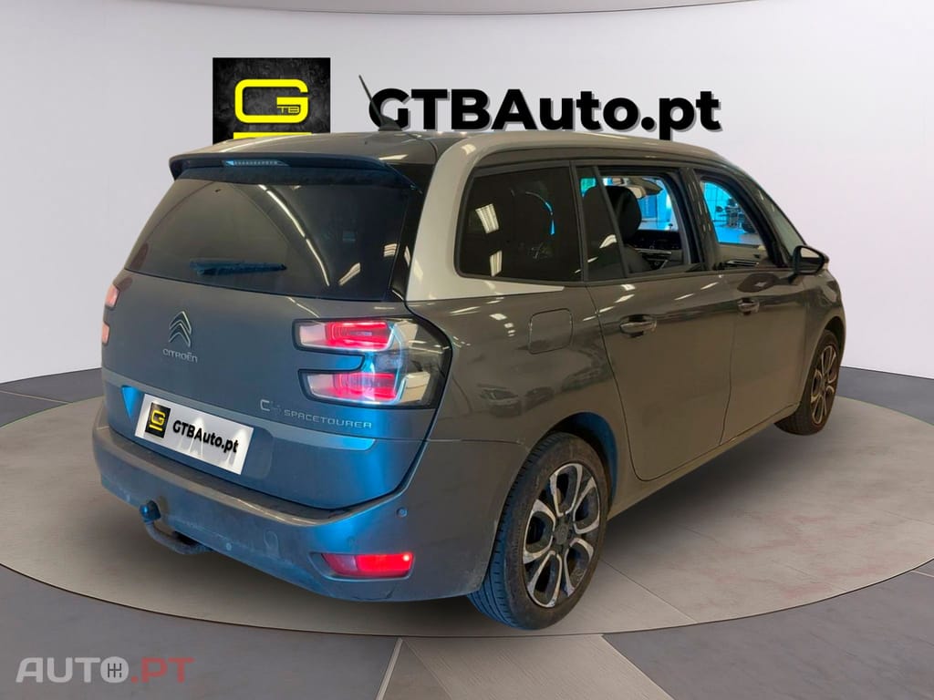 Citroen C4 SpaceTourer 1.2 PureTech Shine