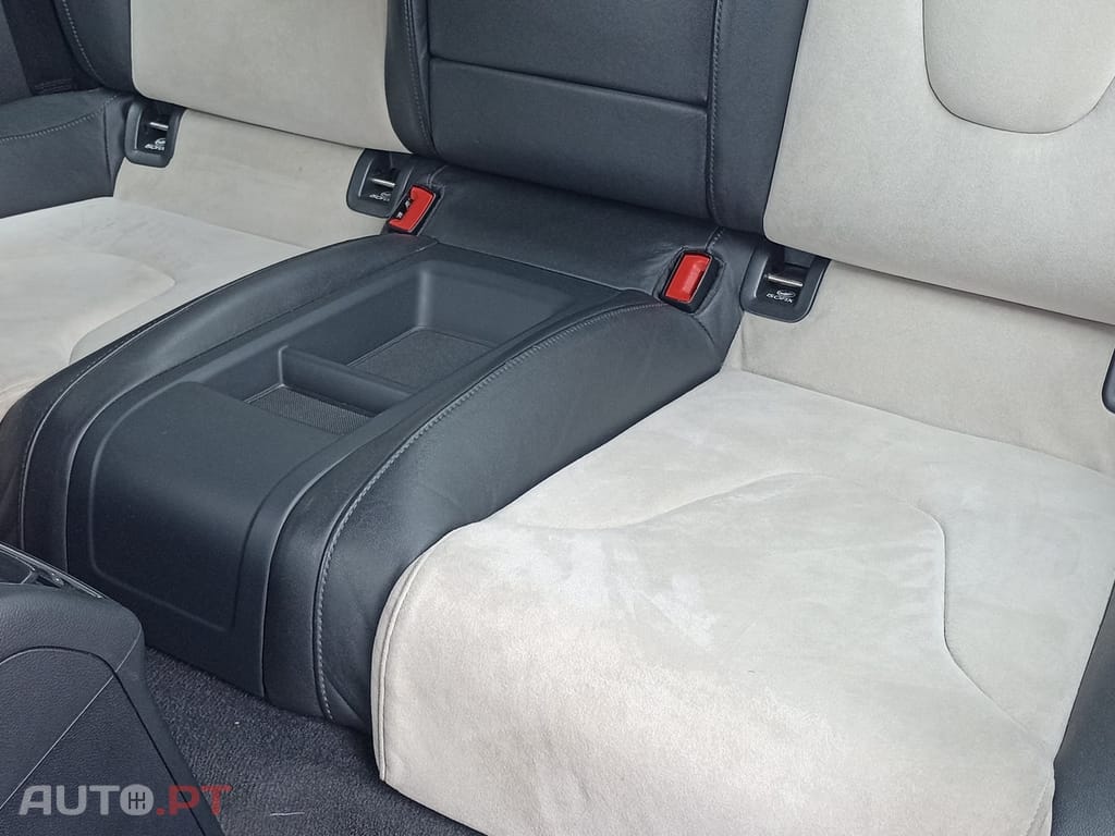 Audi S5 4.2 V8 TFSI QUATTRO