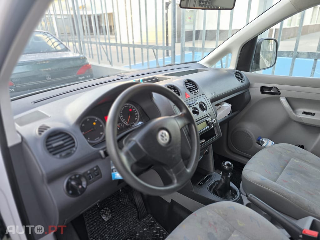 Volkswagen Caddy 2009