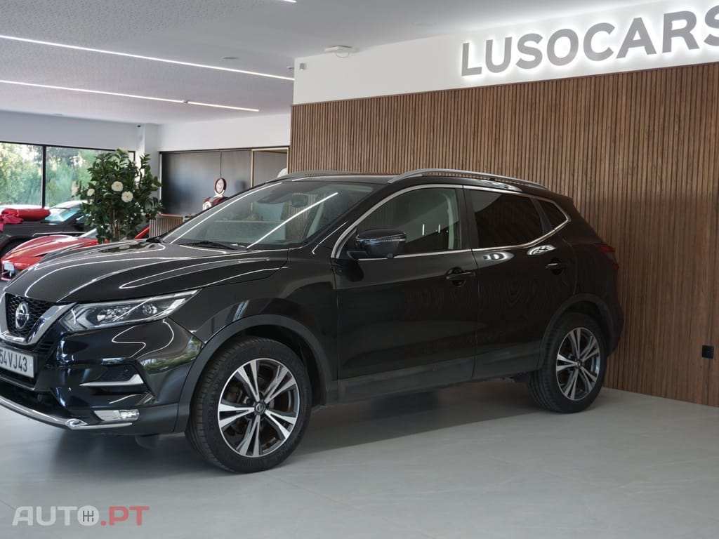 Nissan Qashqai 1.2 DIG-T N-Connecta 18
