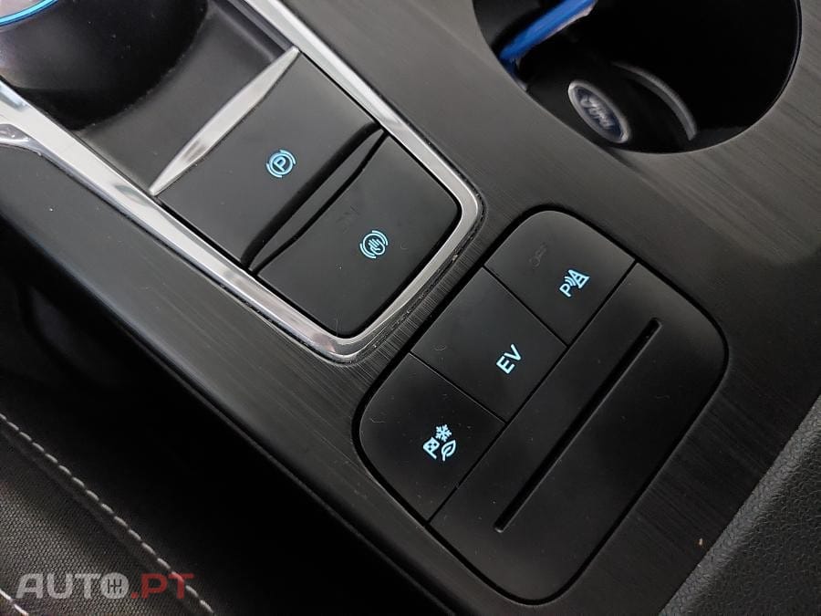Ford Kuga 2.5 PHEV Titanium