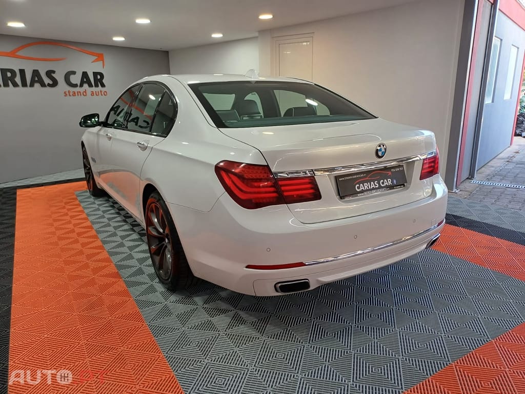 BMW 740 d xDrive Pack M
