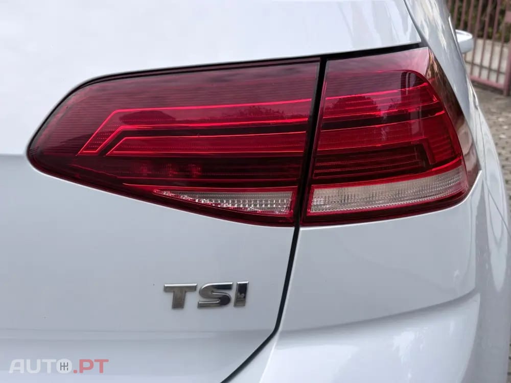 Volkswagen Golf 1.0 TSI Confortline