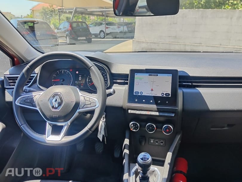 Renault Clio TCe 90 BUSINESS EDITION