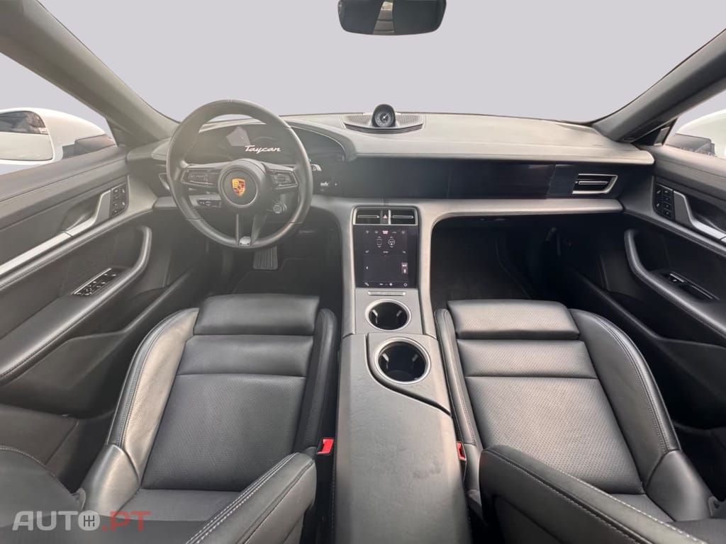 Porsche Taycan 92 % I.V.A DEDUTIVEL 