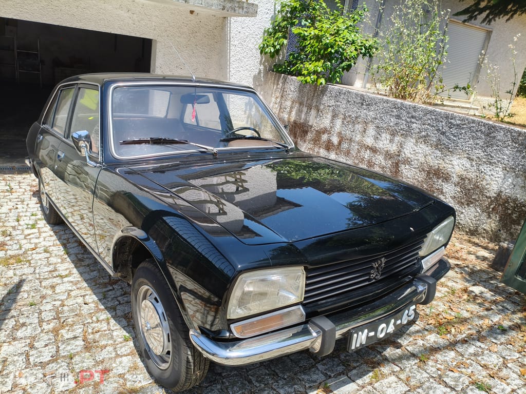 Peugeot 504 Carro