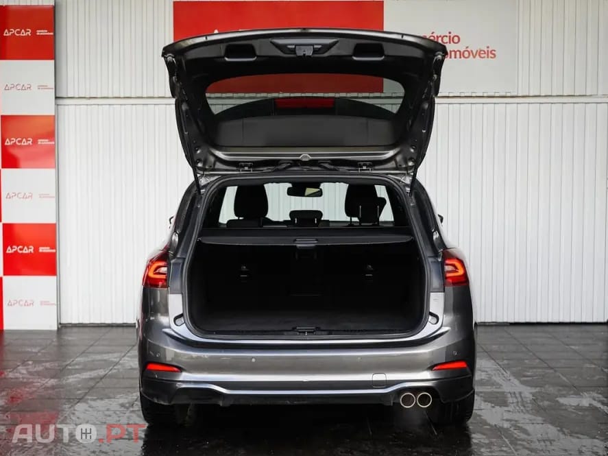 Ford Focus SW 1.0 EcoBoost ST-Line