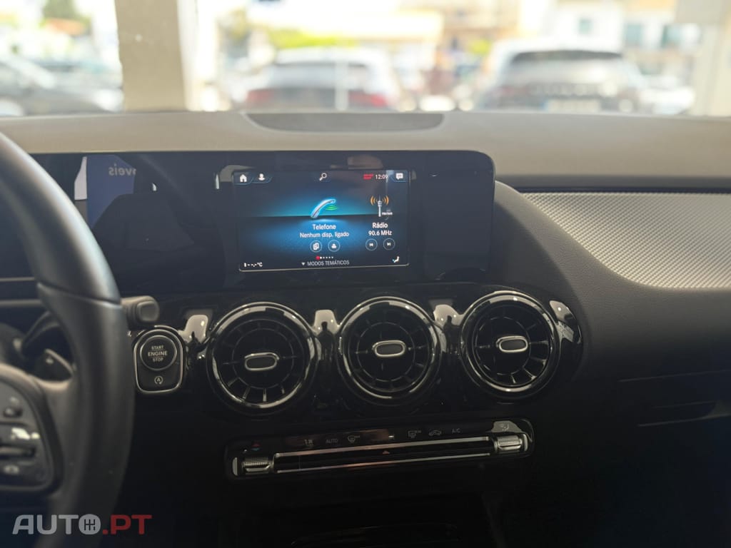Mercedes-Benz GLA 180 d Style