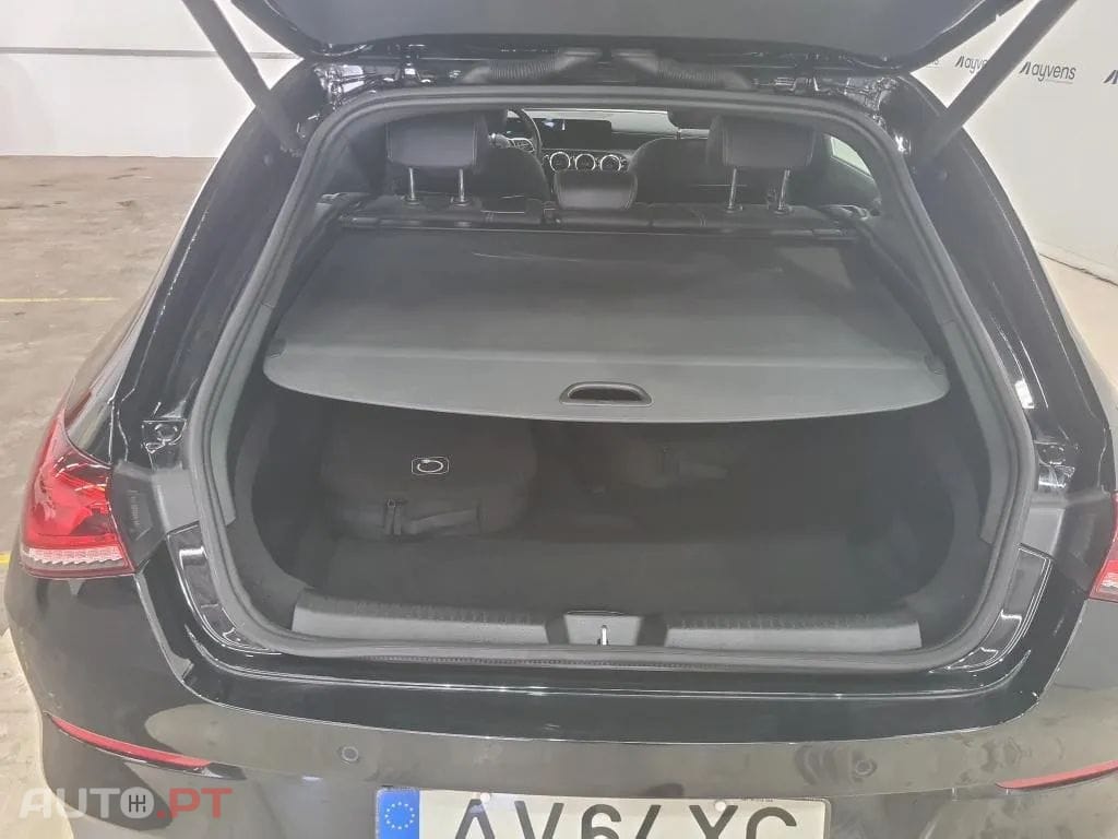Mercedes-Benz CLA 250 e Shooting Brake Style Plus