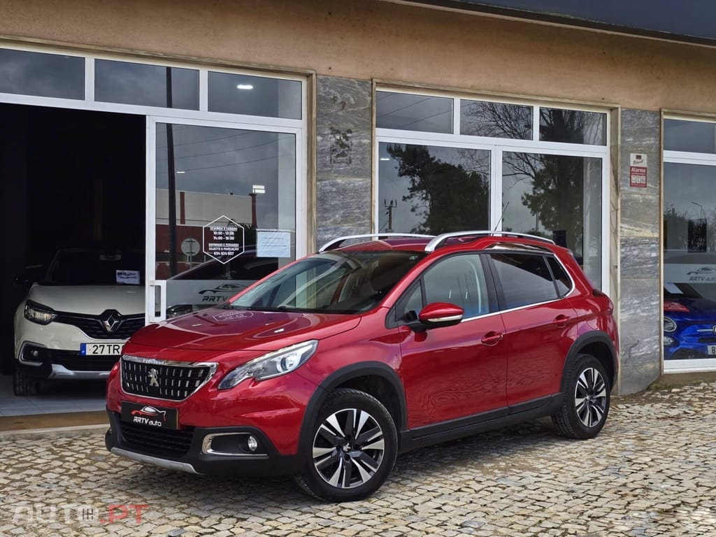 Peugeot 2008 1.2 PureTech Allure