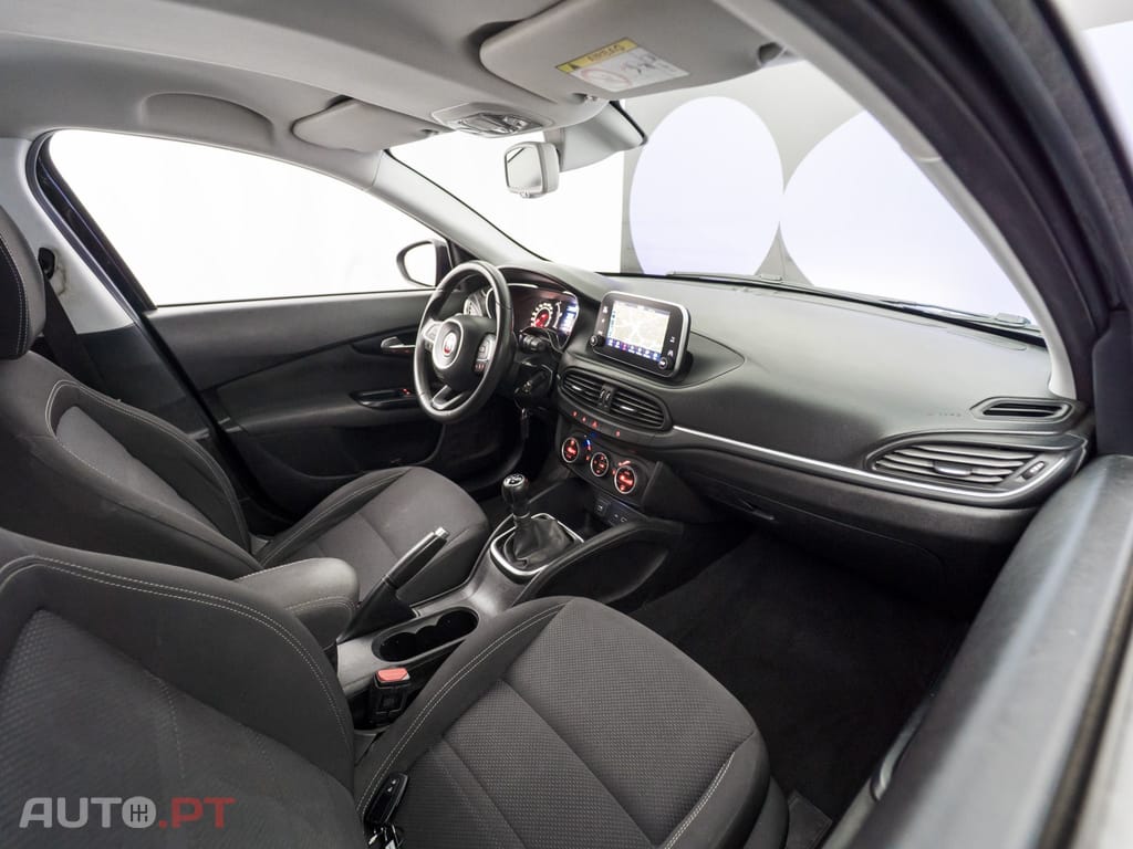 Fiat Tipo 1.3 M-Jet Lounge