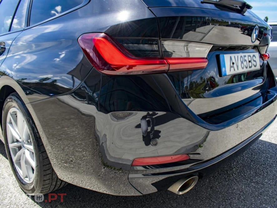 BMW 320 e Touring Auto