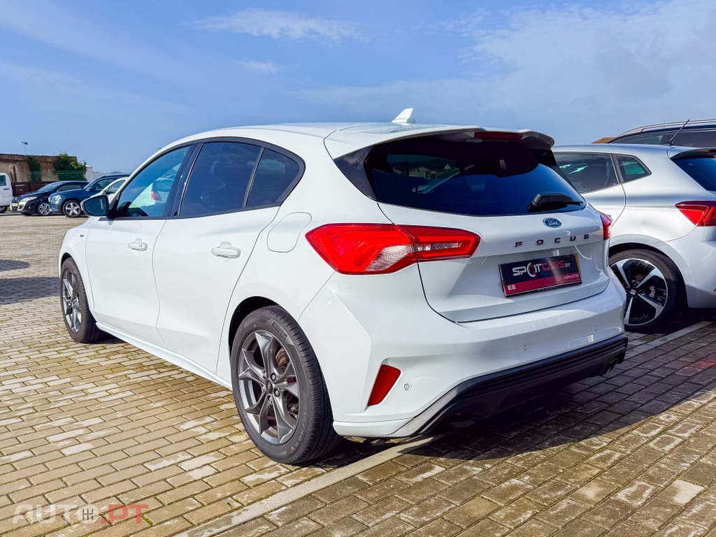 Ford Focus 1.0 EcoBoost ST-Line