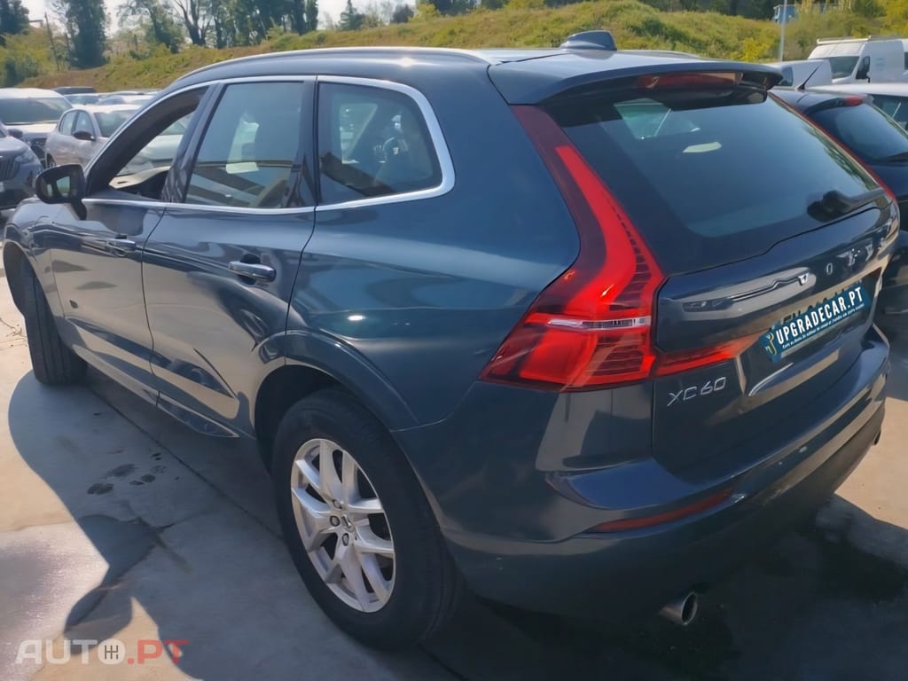 Volvo XC60 2.0 T8 PHEV Momentum AWD
