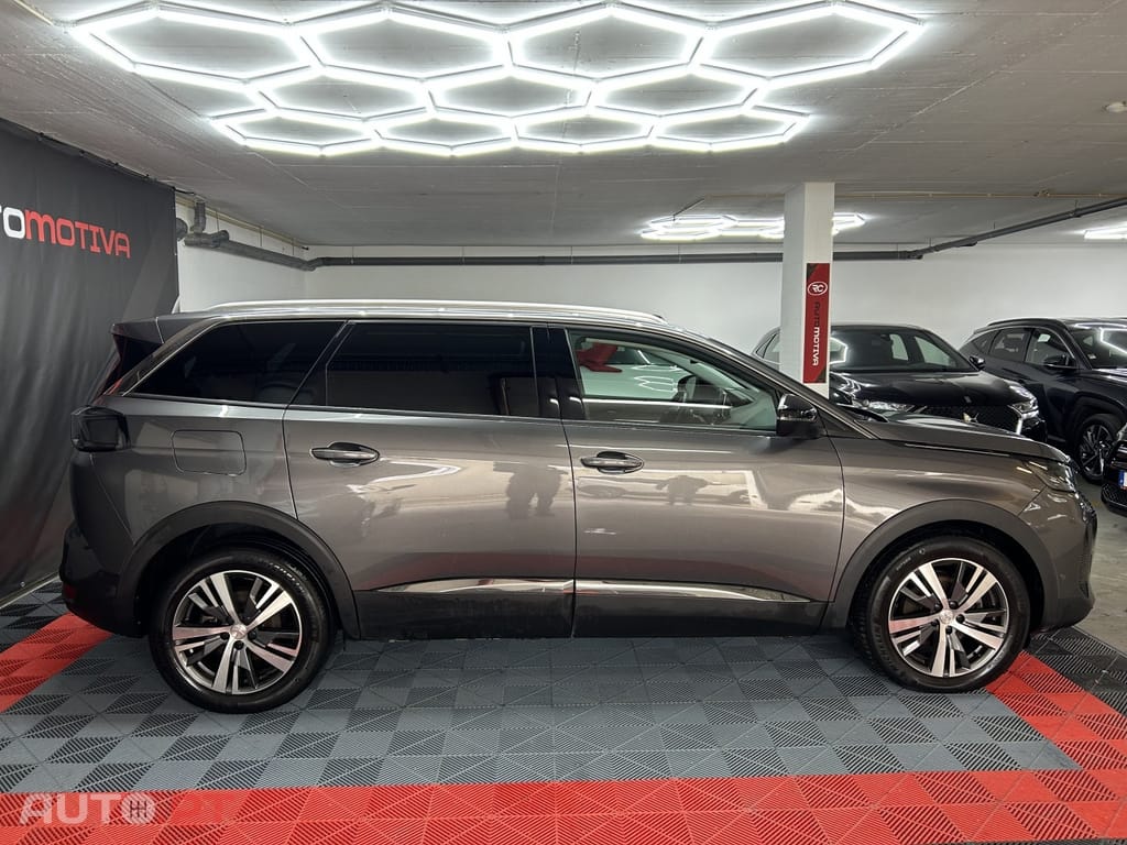 Peugeot 5008 1.5 BlueHDi Allure Pack