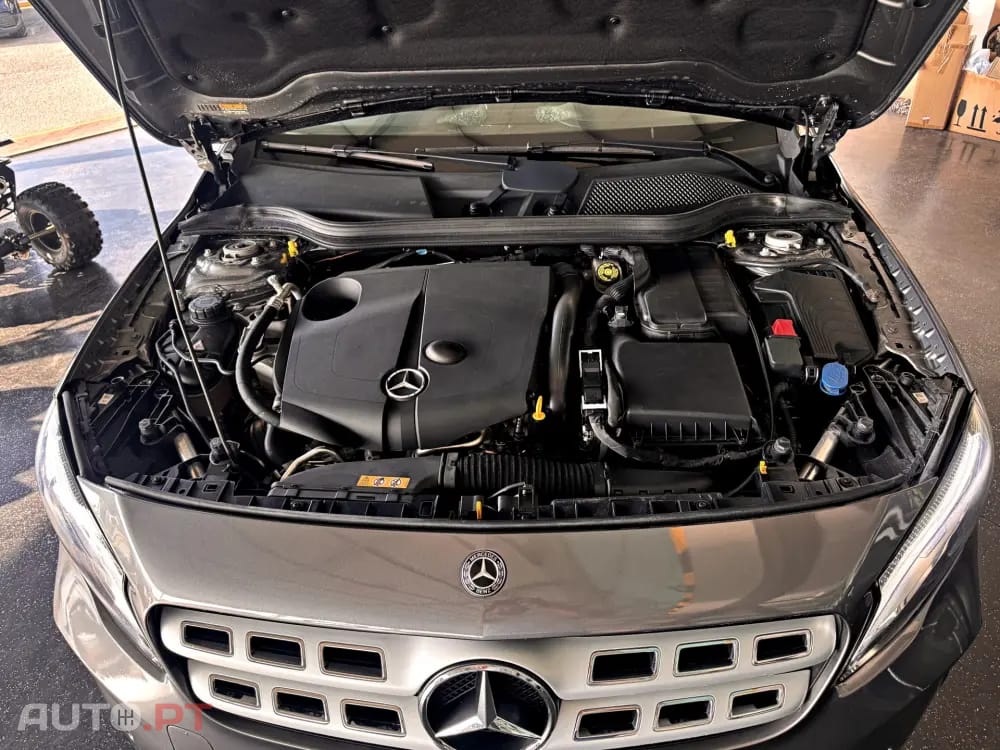 Mercedes-Benz GLA 220 d Urban