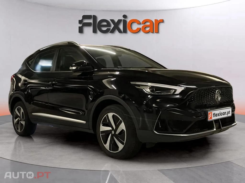 MG ZS EV 72.6 kWh Luxury OBC 11 KW