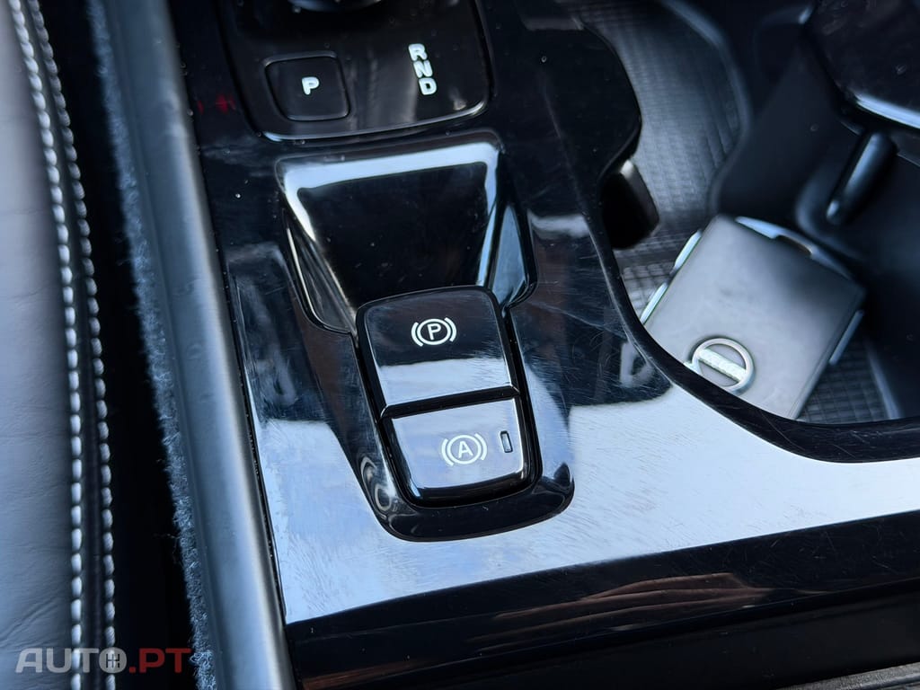 Volvo XC40 1.5 T5 PHEV R-Design