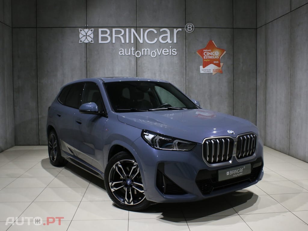 BMW iX1 xDrive30 Pack Desportivo M