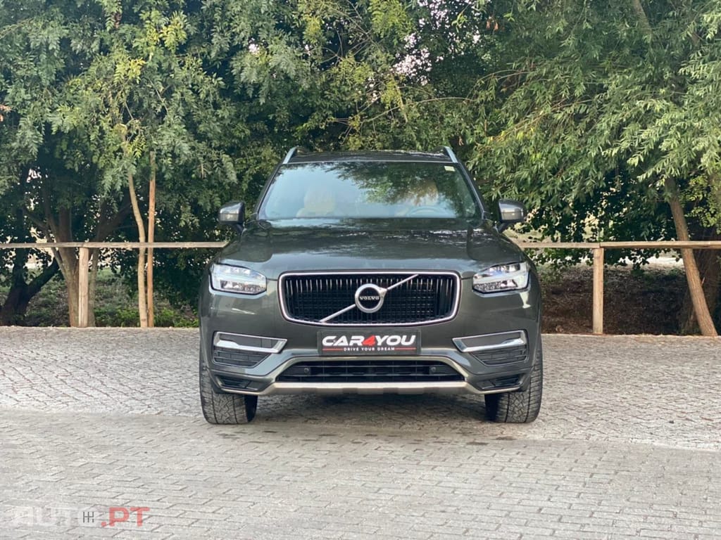 Volvo XC90 2.0 D4 Momentum