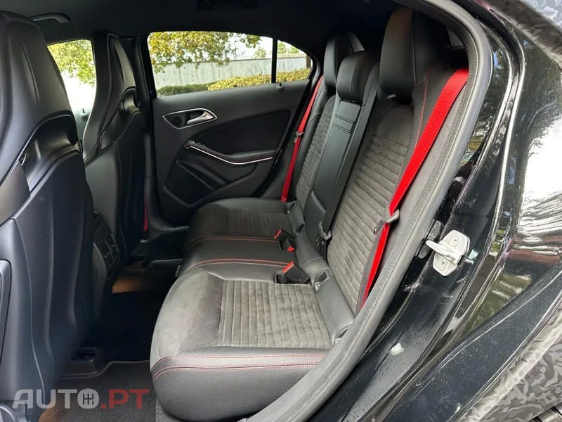 Mercedes-Benz A 45 AMG 4-Matic