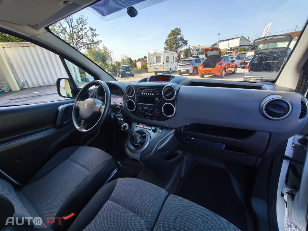 Peugeot Partner 1.6 BlueHDi L1 Premium 3L