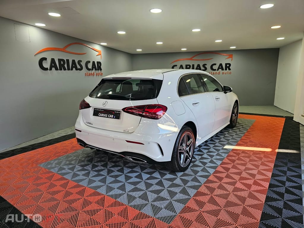 Mercedes-Benz A 250 AMG Line