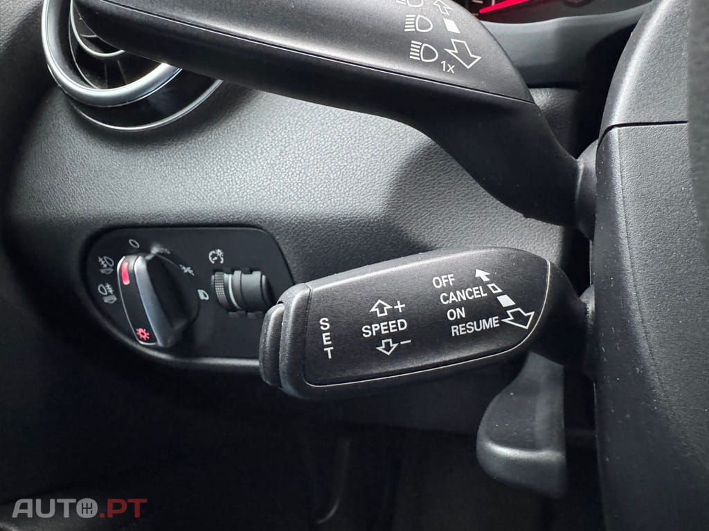 Audi A1 1.6 TDi S-line