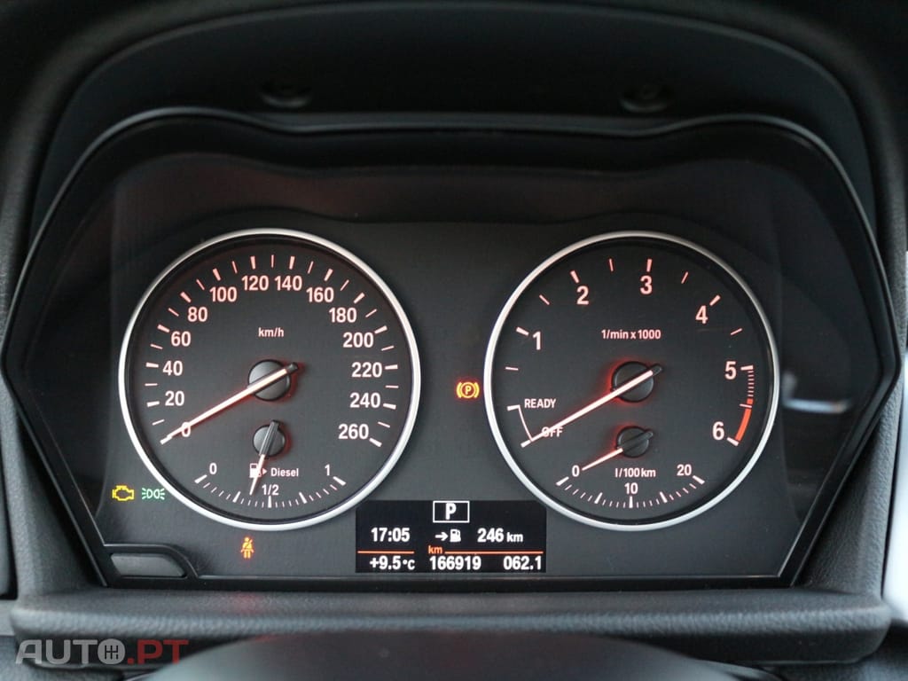 BMW 218 d Auto