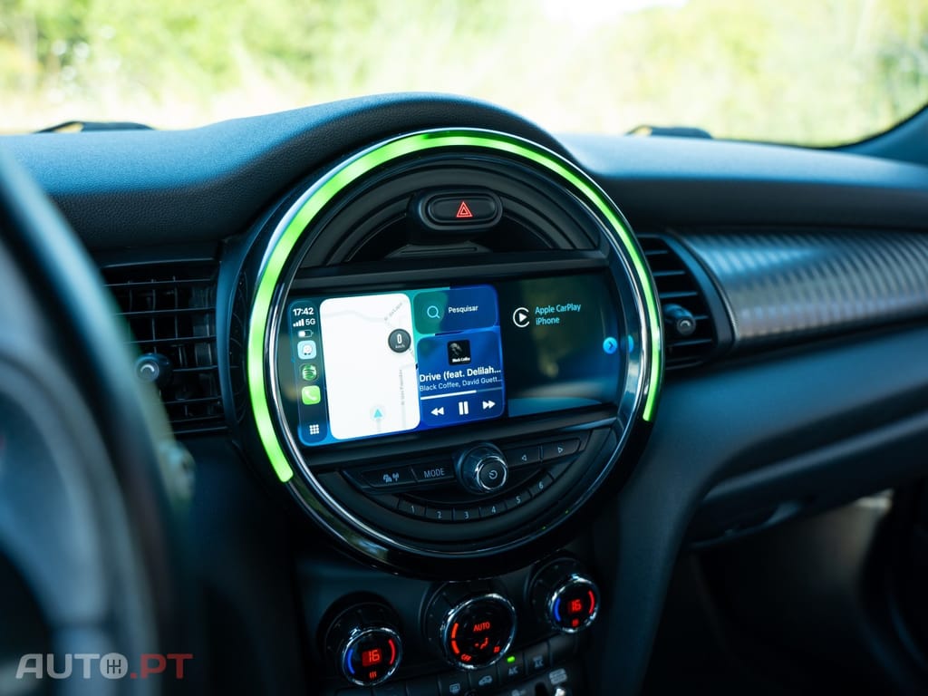 MINI Cabrio John Cooper Works Auto Desportiva