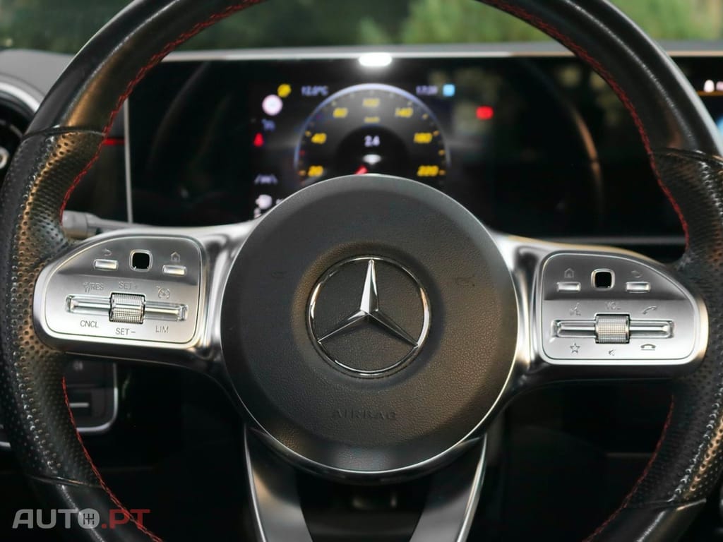 Mercedes-Benz A 160 d AMG Line
