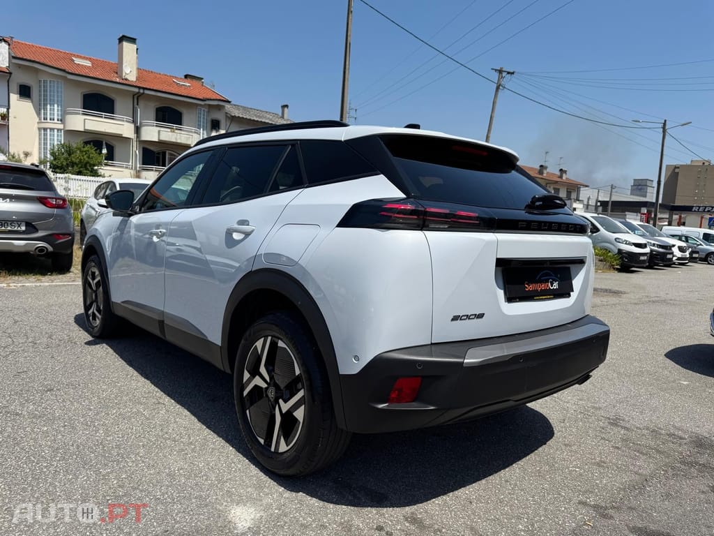 Peugeot 2008 1.2 PureTech Allure Pack
