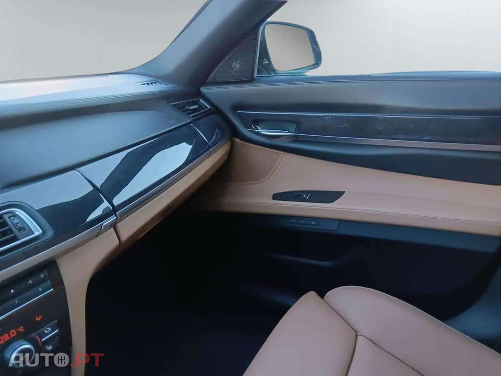 BMW 730 D LUXURY