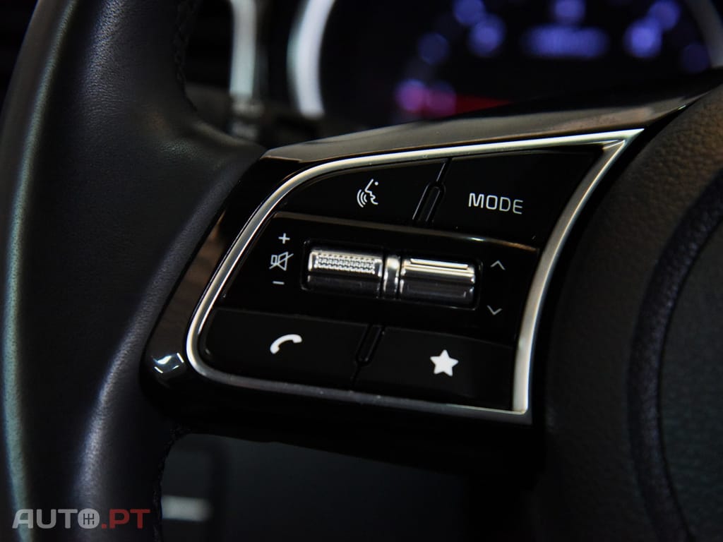 Kia Ceed SW 1.6 CRDi DCT7 (48V Mild-Hybrid)