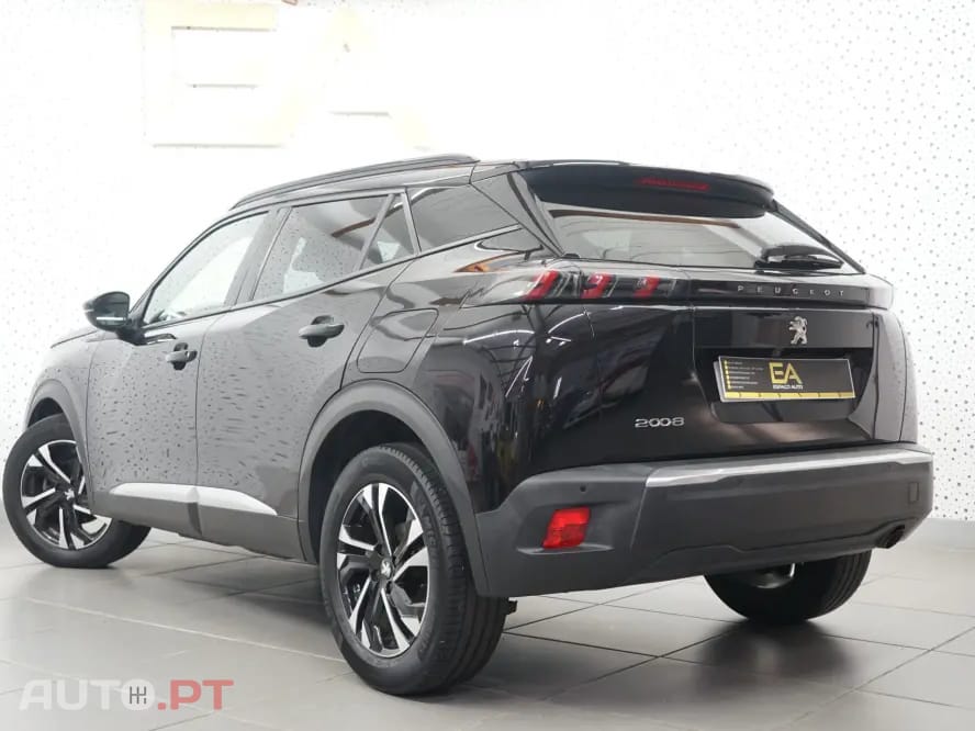 Peugeot 2008 1.2 PureTech Allure