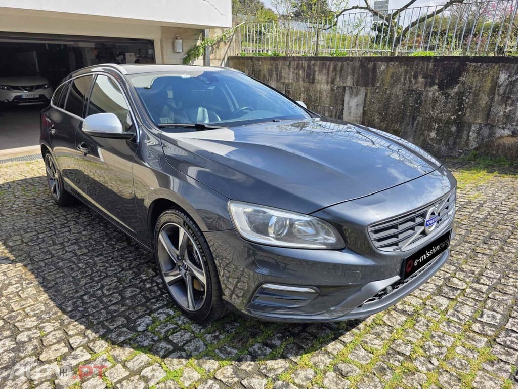 Volvo V60 D6 Twin Engine Geartronic RDesign
