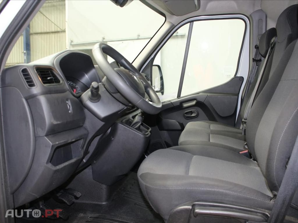 Renault Master 2.3 dCi L2H2 3.3T