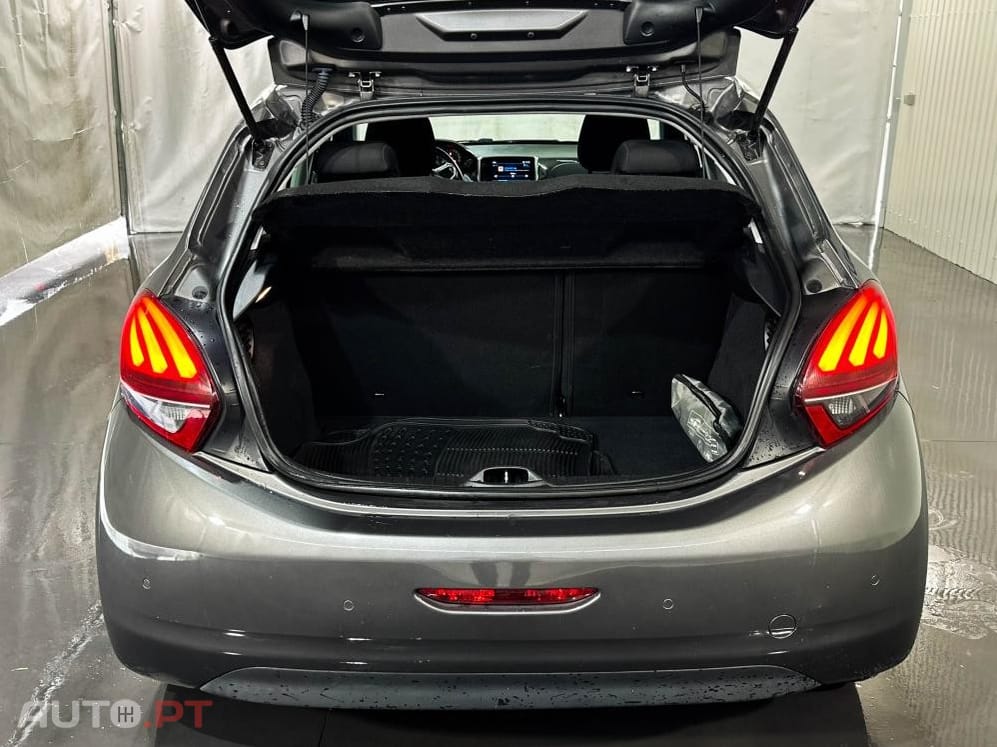 Peugeot 208 1.2 PureTech Allure